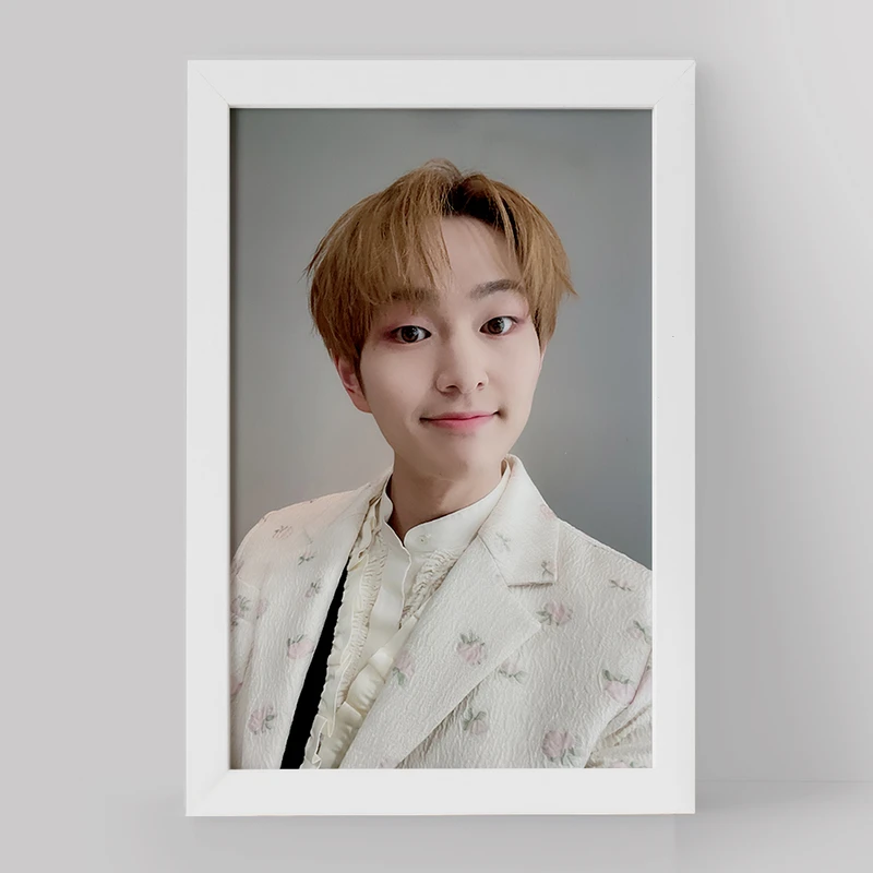 تابلو خندالو مدل اونیو گروه شاینی Shinee کد 21313