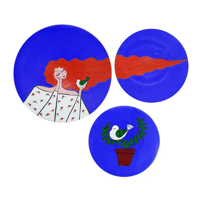 بشقاب دیوارکوب سفالی طرح دختر کد D474 مجموعه 3 عددی