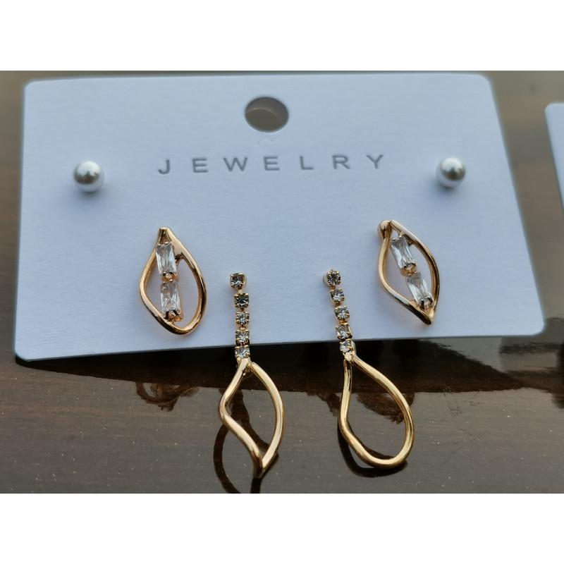 گوشواره زنانه مدل نامی سان بسته 3 عددی