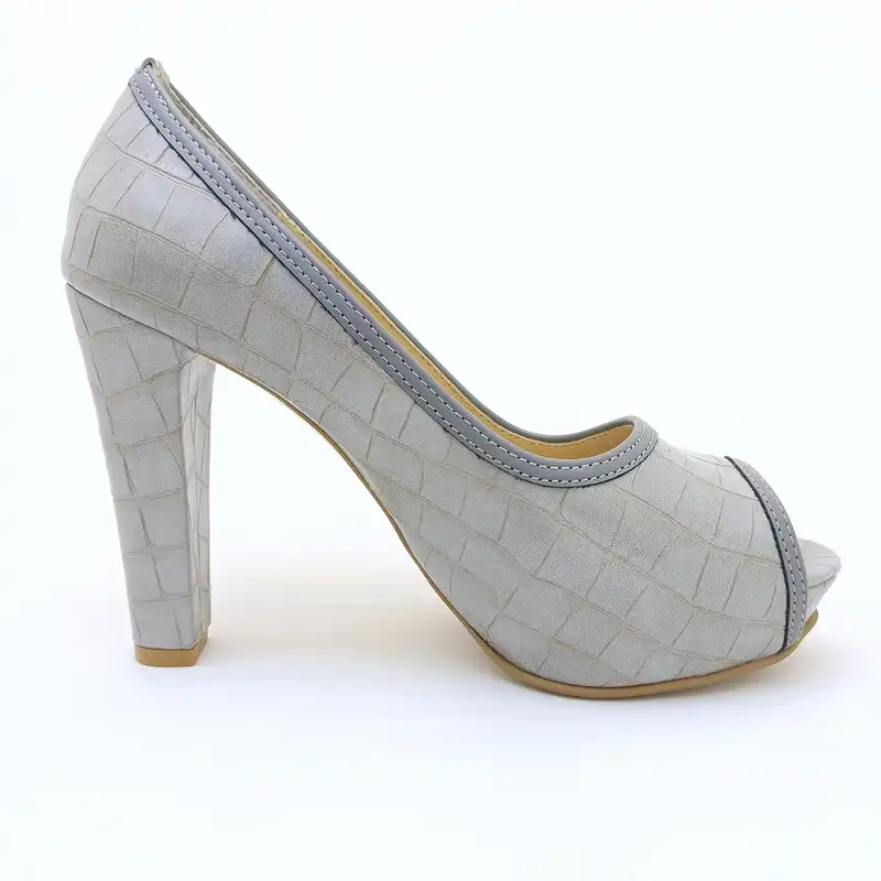 صندل زنانه مدل N 4