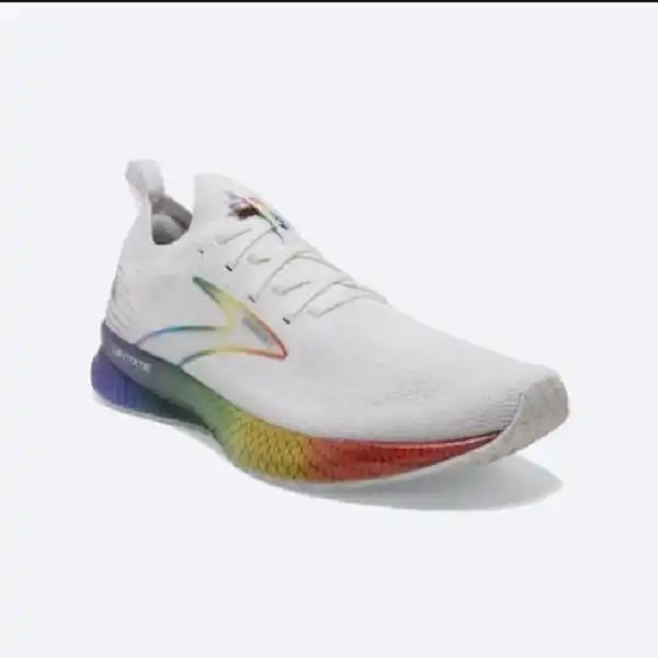 کفش پیاده روی بروکس مدل LEVITATE GTS 5