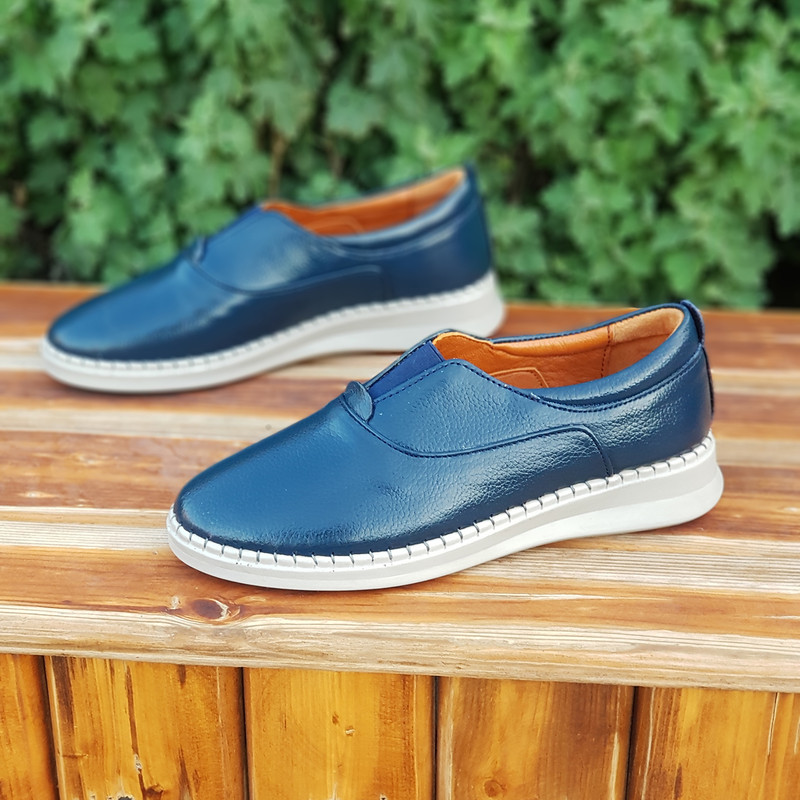 کفش طبی زنانه مدل چرم طبیعی کد 00149t.k رنگ سرمه ای