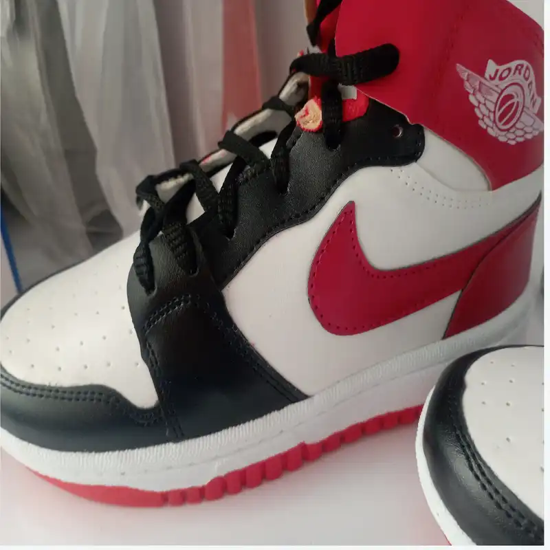 کفش بسکتبال زنانه مدل jd کد 001