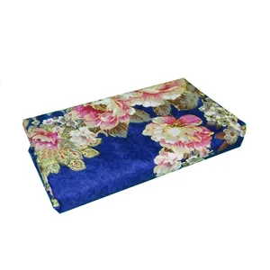 ملحفه مدل تبسم کد 333 دونفره سایز 220x240 سانتی متر 