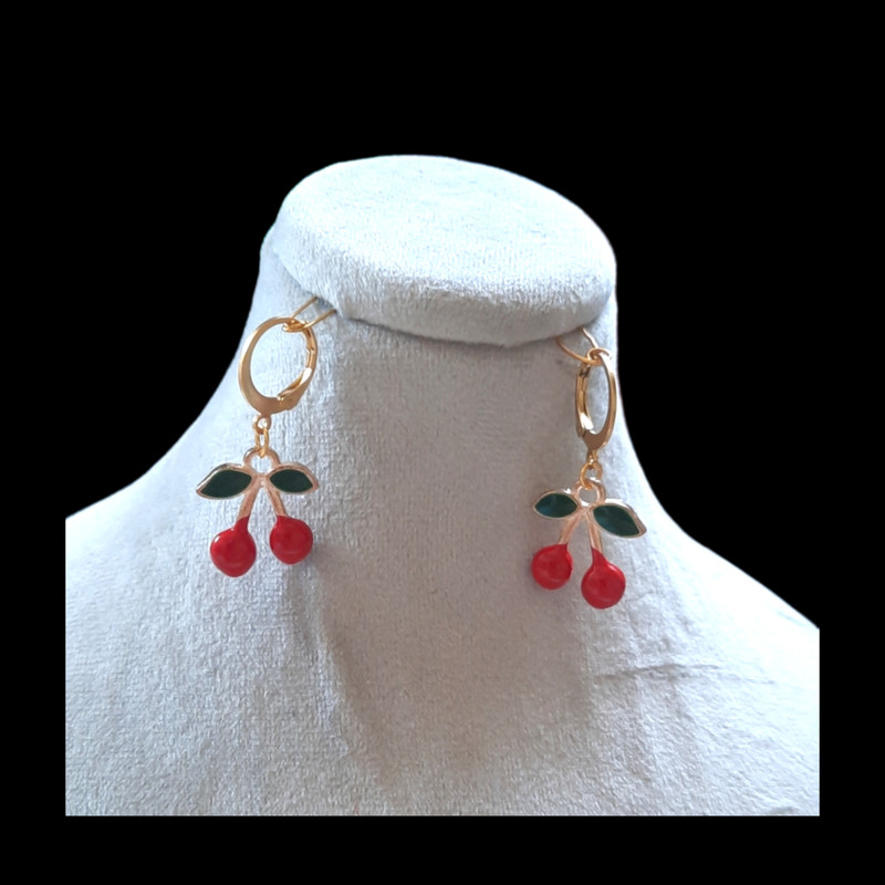 گوشواره دخترانه مدل گیلاس