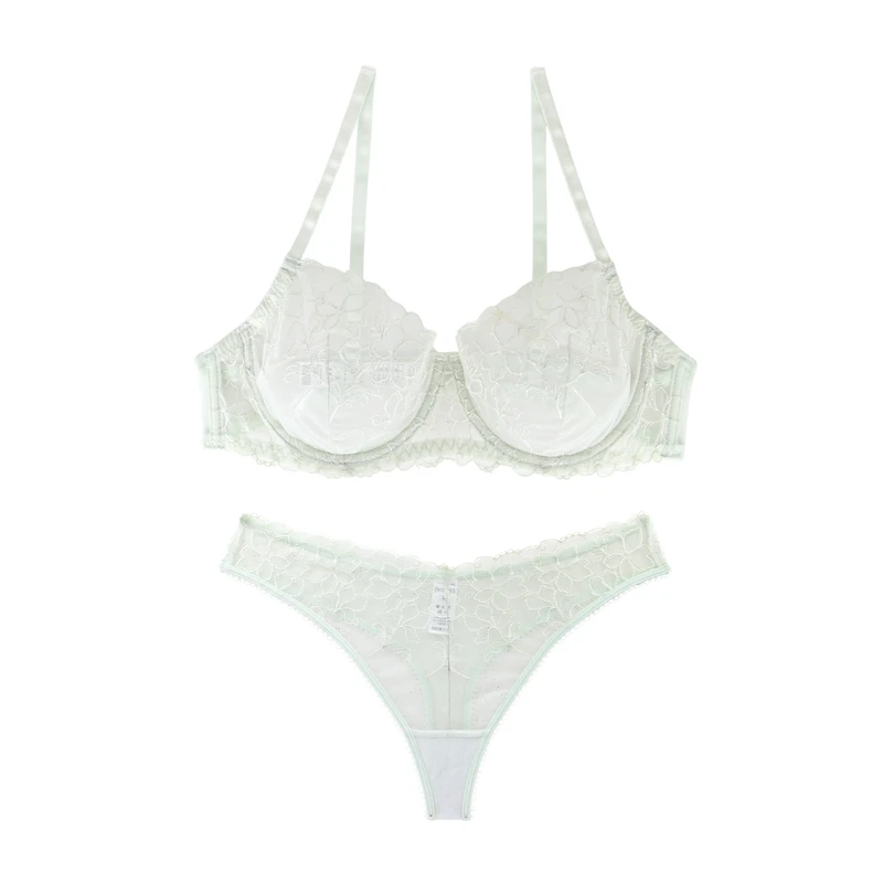 ست شورت و سوتین زنانه برتا مدل فنردار توری کد 2020EG