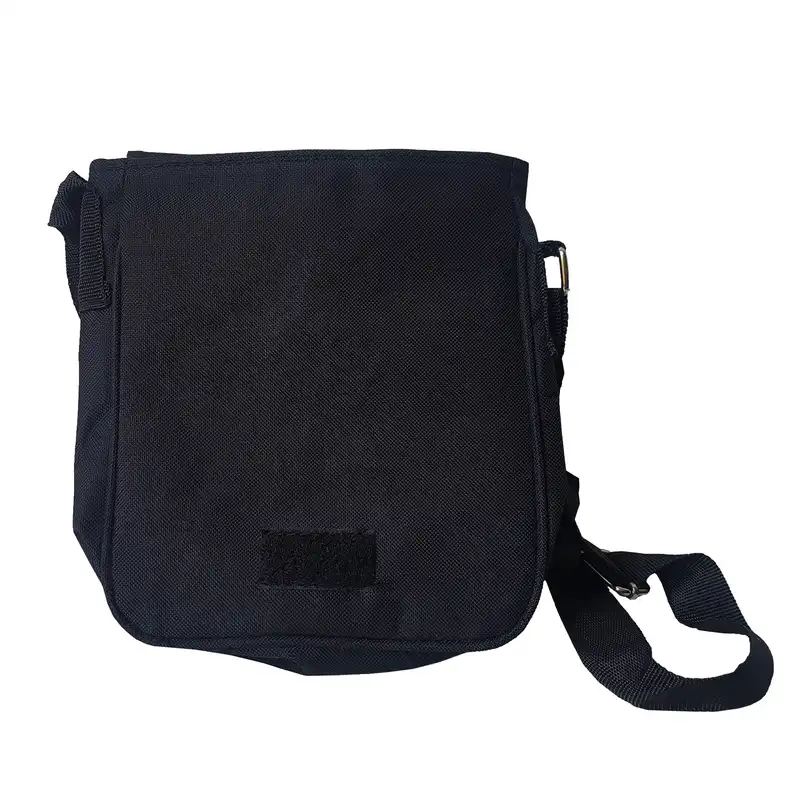 کیف پاسپورتی مدل اتک آن تایتان کد 06