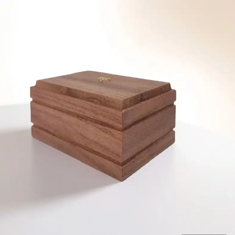 گردنبند مدل چوبی دختر