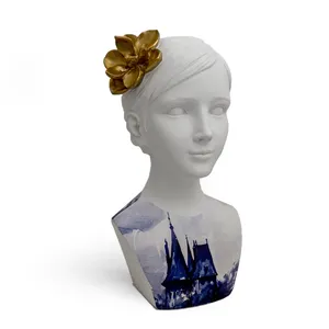 تندیس فردریک لورنز مدل  ملکه آمیتیس