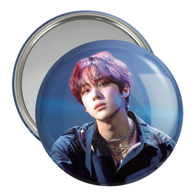 آینه جیبی خندالو مدل یونهو گروه ایتیز ATEEZ  کد 21220