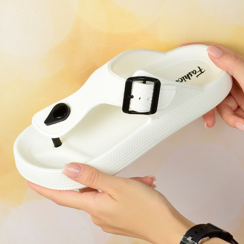 دمپایی لاانگشتی زنانه مدل دلوان سگکی WH.2997