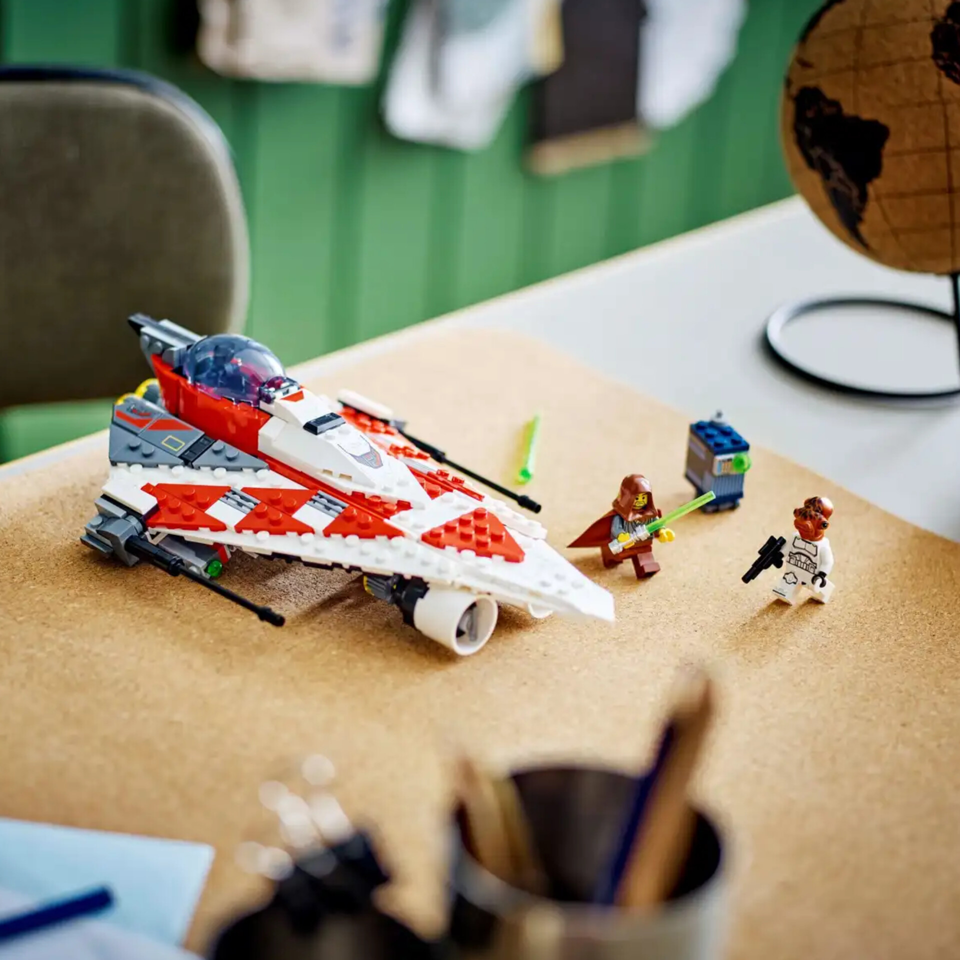 لگو سری استاروارز مدل Jedi Bob's Starfighter کد 75388 لگو سری استاروارز مدل Jedi Bob's Starfighter کد 75388