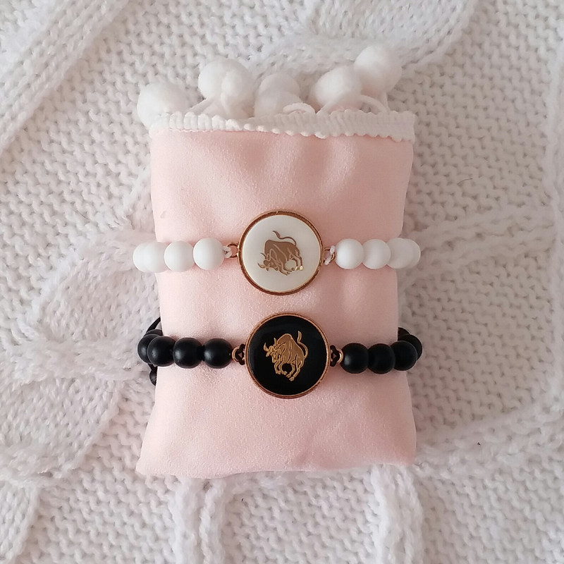 دستبند مدل ماه تولد اردیبهشت F23 مجموعه 2 عددی