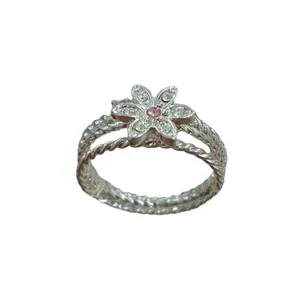 انگشتر زنانه مدل گل نگین