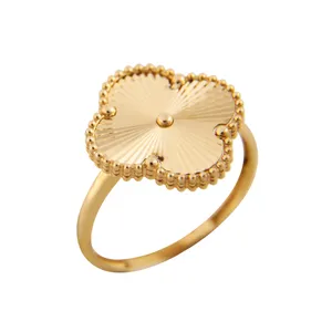 انگشتر طلا 18 عیار زنانه با طرح ونکلیف آرپلز فریا گالری مدل 1743 سایز 55