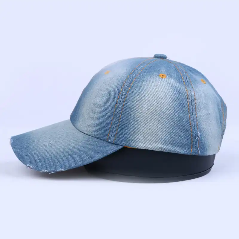 کلاه کپ مدل جین طرح زاپدار