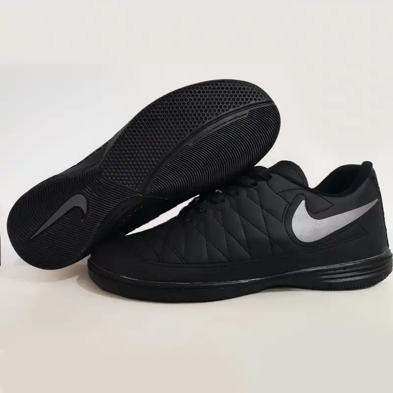 کفش فوتسال مردانه مدل سالنی m m m