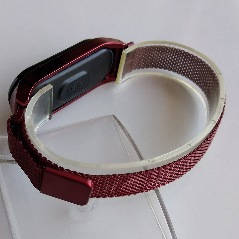 ساعت مچی دیجیتال مدل مگنتی کپسولی کد 30