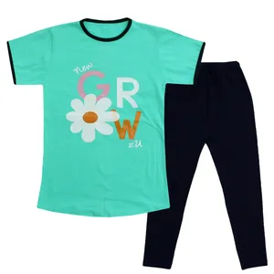 ست تی شرت و لگینگ دخترانه مدل گل رنگ سبز