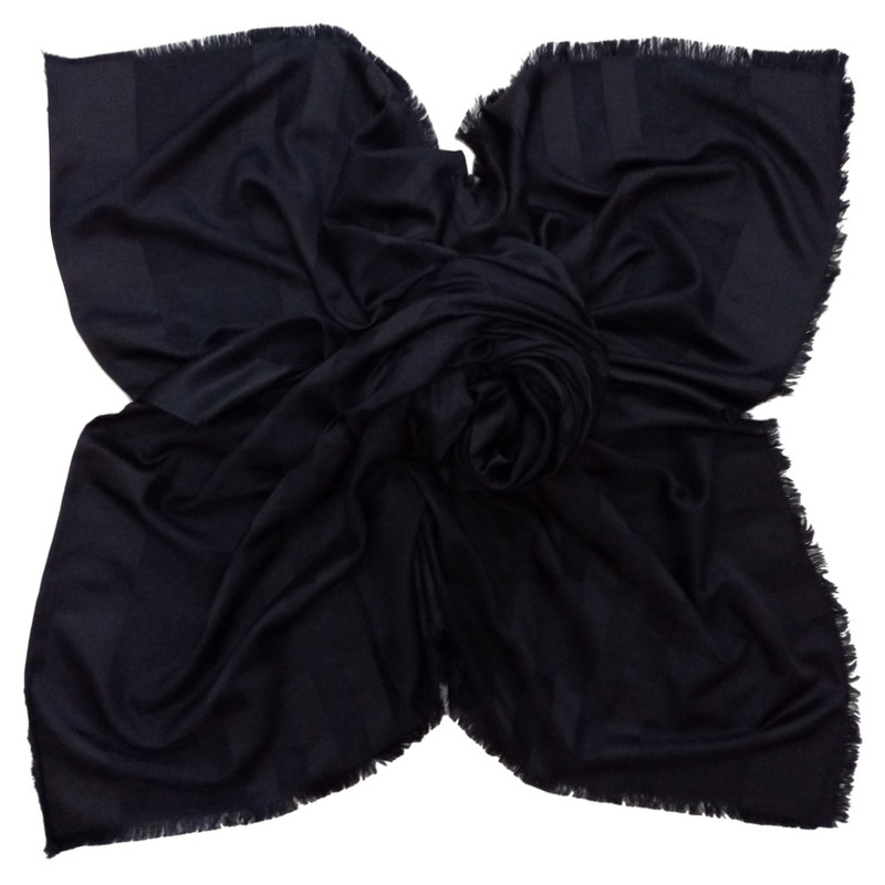 روسری مدل خطی