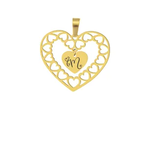 آویز گردنبند هایکا طرح قلب وحرف لاتین M مدل ha192