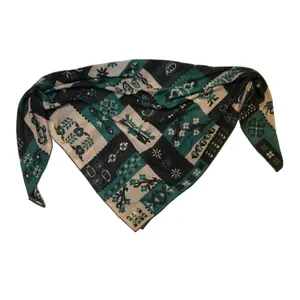 روسری زنانه مدل حریر نخ طرح سنتی