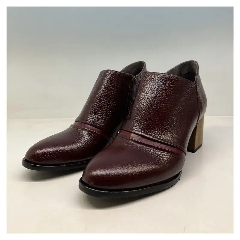 نیم بوت زنانه سرزمین چرم کد 1598 رنگ زرشکی