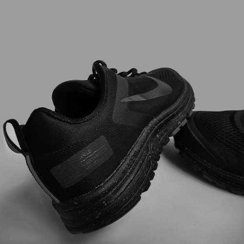 کفش مخصوص پیاده روی مردانه نایکی مدل zoom structure 17 shield