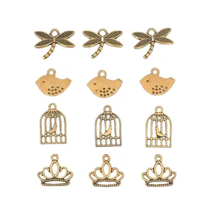 آویز دستبند کد 114 مجموعه 12 عددی