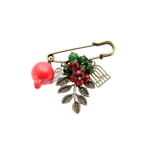 سنجاق سینه زنانه دلنار گالری مدل انار یلدا 1DLNR