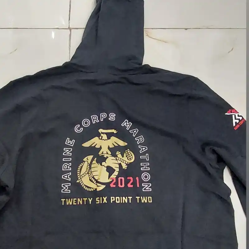 سویشرت ورزشی زنانه بروکس مدل Maraton22