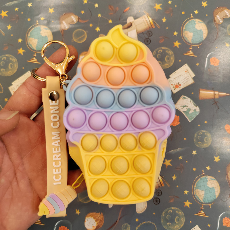 جاکلیدی دخترانه مدل  سیلیکونی پاپیت دار طرح بستنی