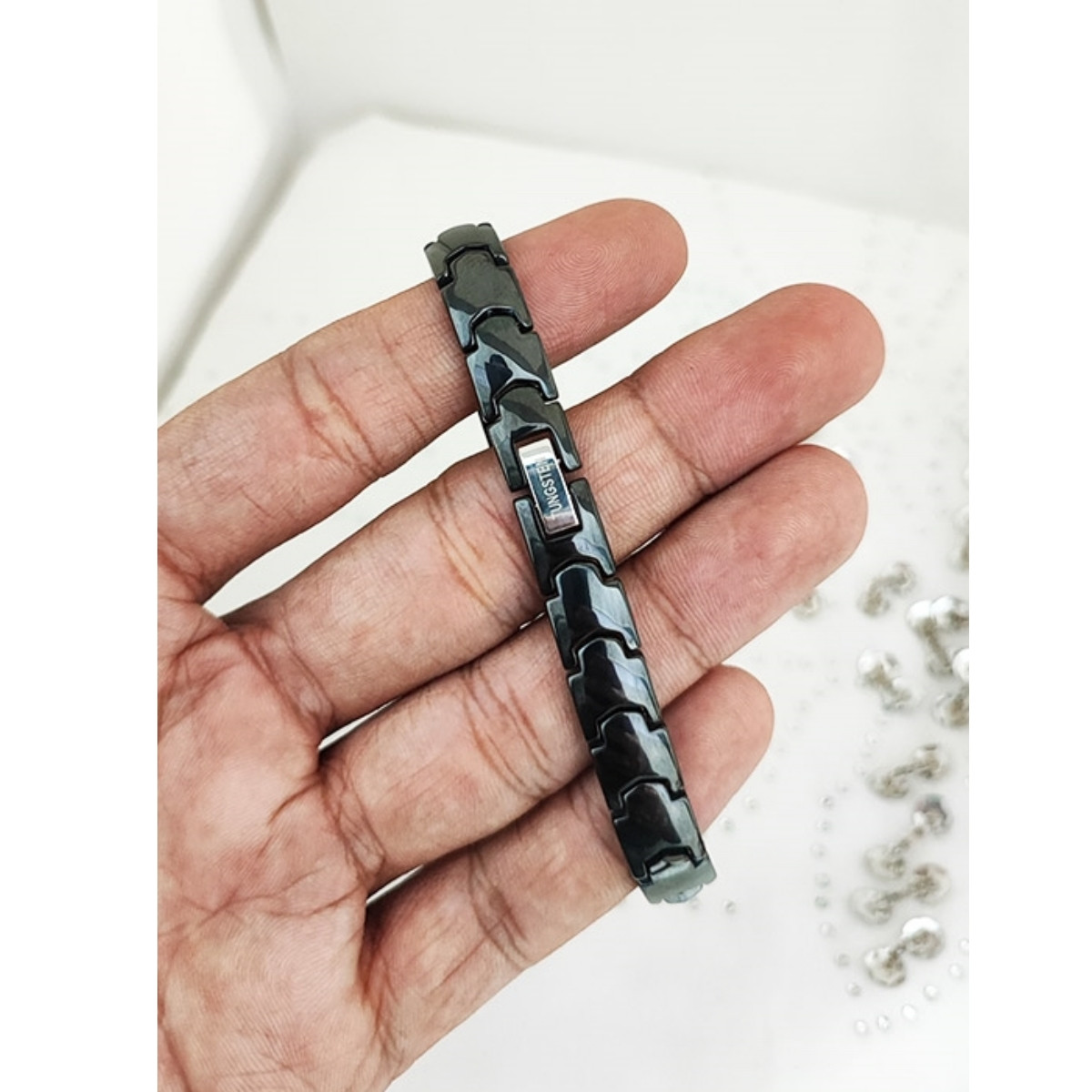 دستبند مردانه مغناطیسی مدل tungsten کد s24 دستبند مردانه مغناطیسی مدل tungsten کد s24
