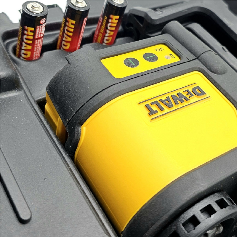 تراز لیزری مدل نور سبز تراز لیزری مدل نور سبز