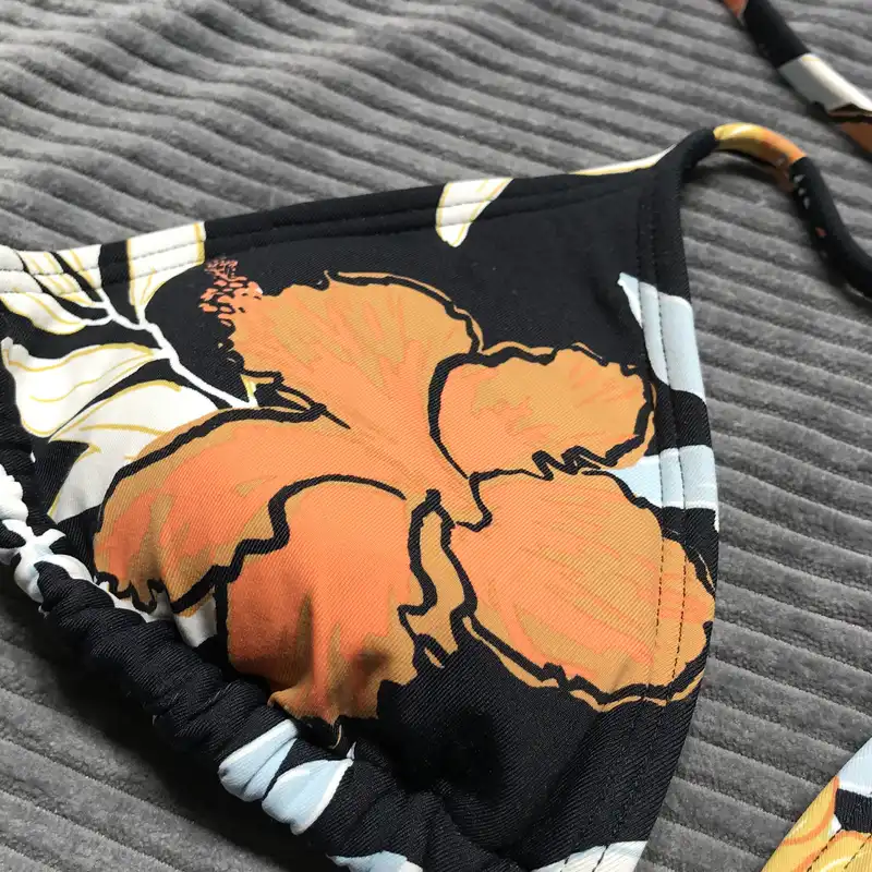 مایو زنانه روکسی مدل XKYB