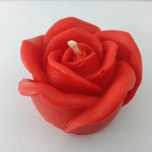 نقد و بررسی شمع مدل فانتزی طرح گل رز توسط خریداران