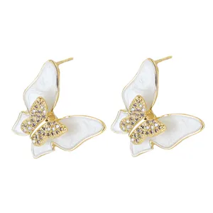 گوشواره میخی زنانه زودیکا مدل پروانه کد AAC1088