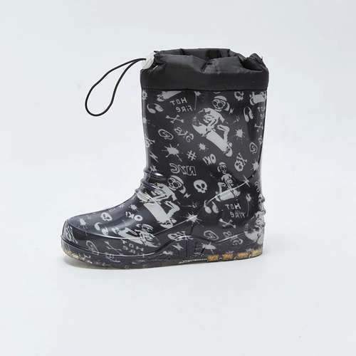 بوت پسرانه ال سی وایکیکی مدل  BO10543