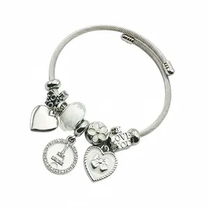 دستبند النگویی زنانه مدل E8611