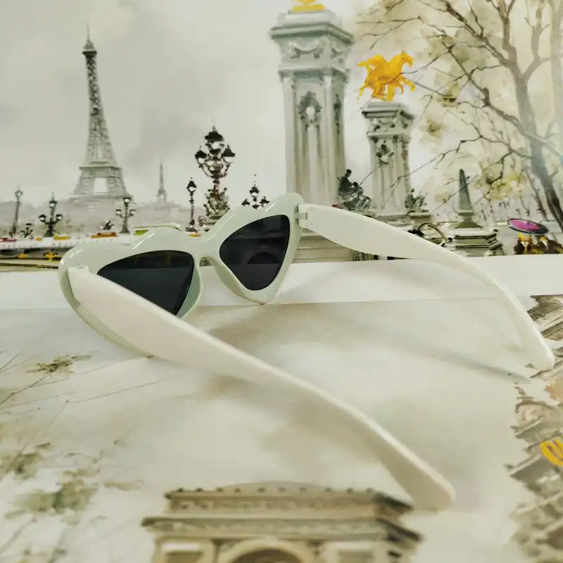 عینک آفتابی بچگانه مدل CH9 کد GR