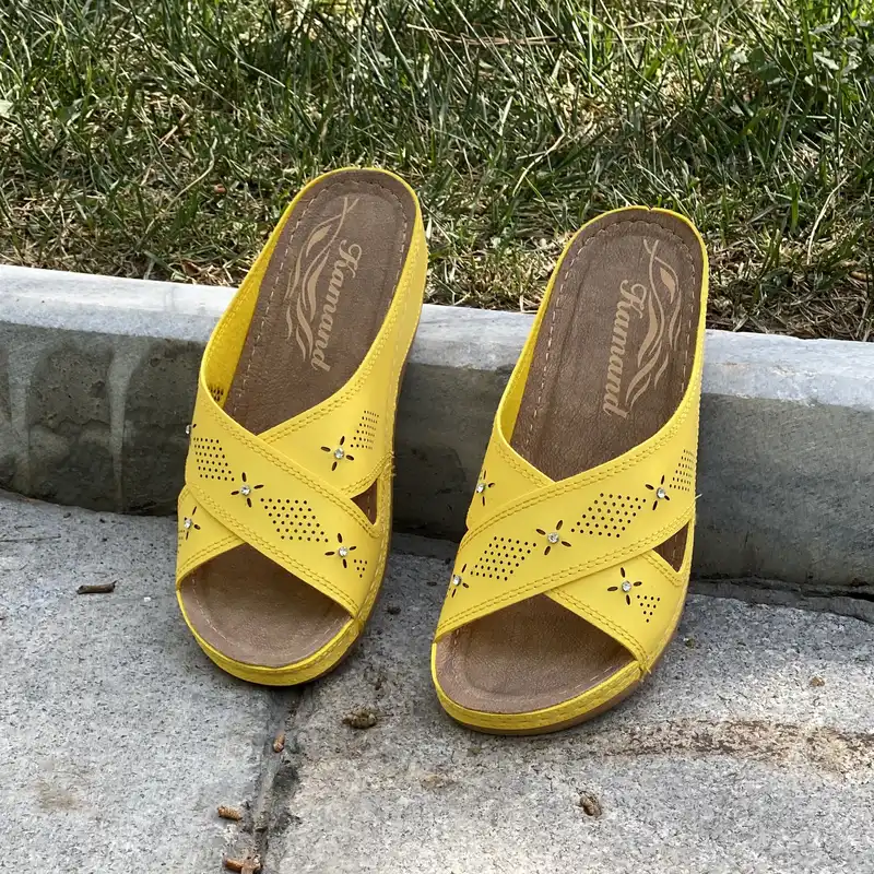 دمپایی زنانه مدل طبی کد Yw-900002