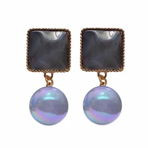 گوشواره  میخی زنانه مدل میکا کد 003