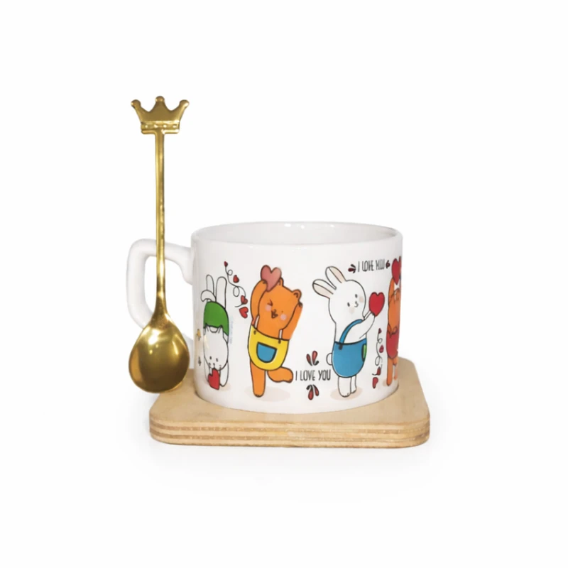 ماگ مدل عروسکی به همراه قاشق و زیر لیوانی بامبو