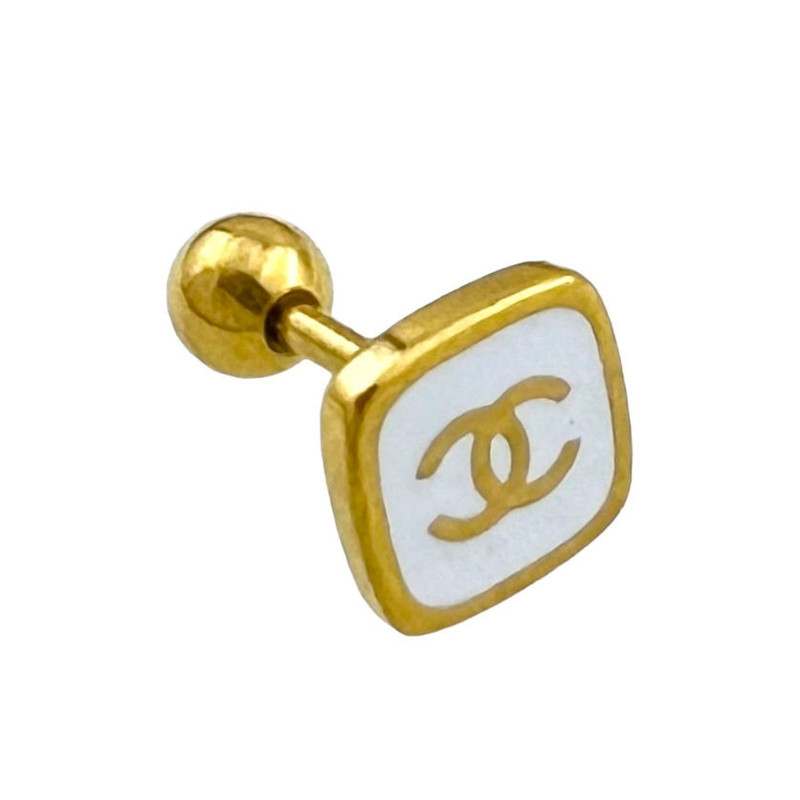 پیرسینگ گوش زنانه مدل مربع کد P4526