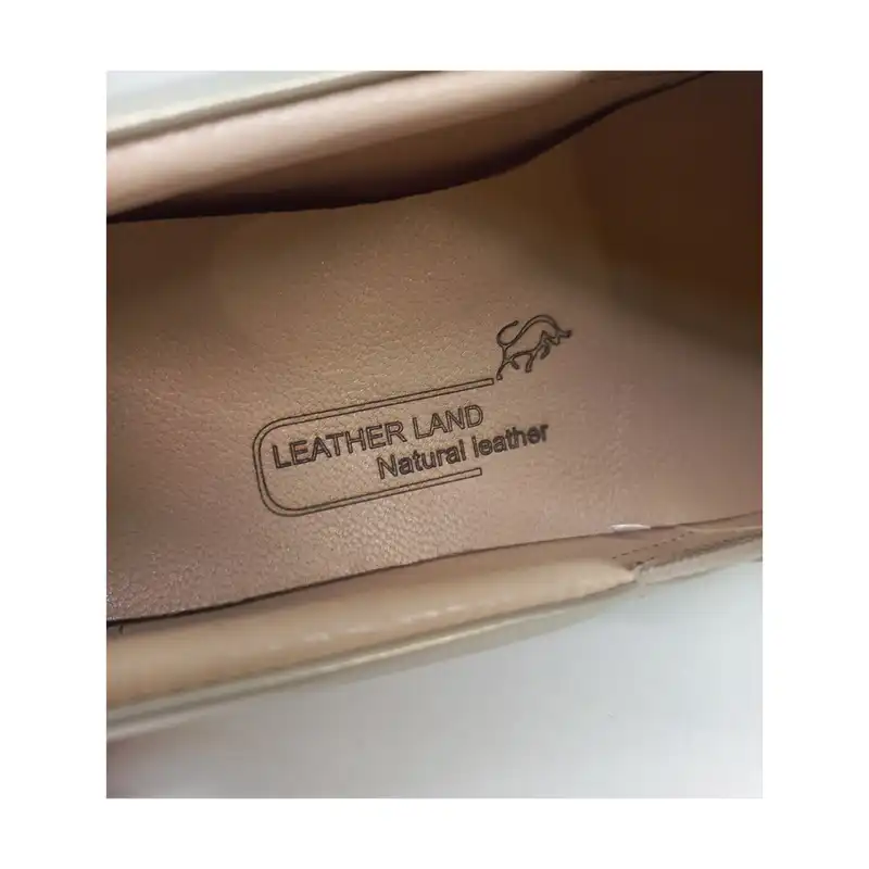 کفش روزمره زنانه سرزمین چرم مدل کد 141794 رنگ طلایی