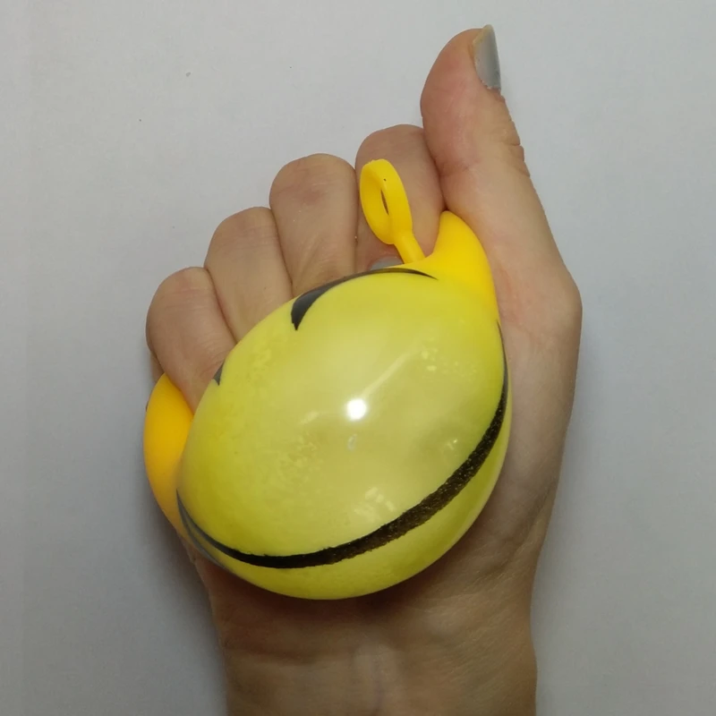 عکس شماره 5 : فیجت ضد استرس مدل خامه ای ایموجی یویو