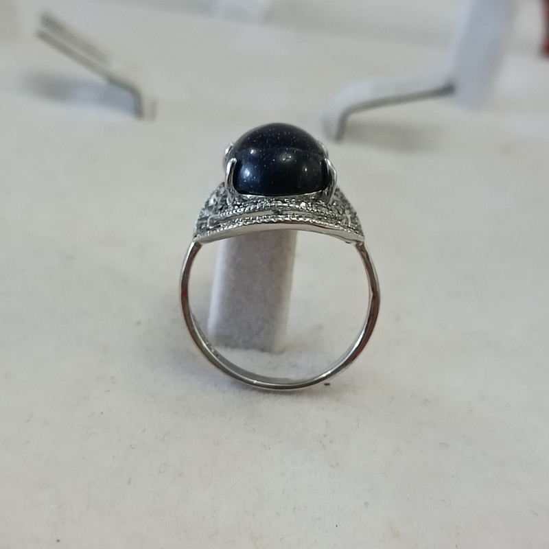 انگشتر زنانه مدل سلطنتی نگین دار انگشتر زنانه مدل سلطنتی نگین دار