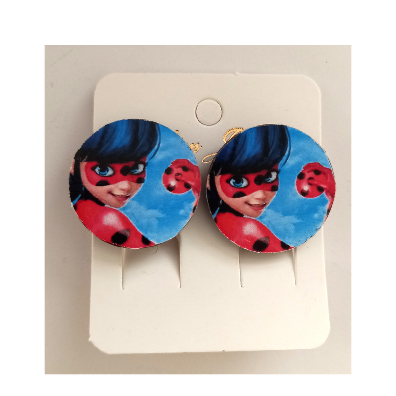 گوشواره دخترانه مدل دخترکفشدوزکی کد 116 گوشواره دخترانه مدل دخترکفشدوزکی کد 116