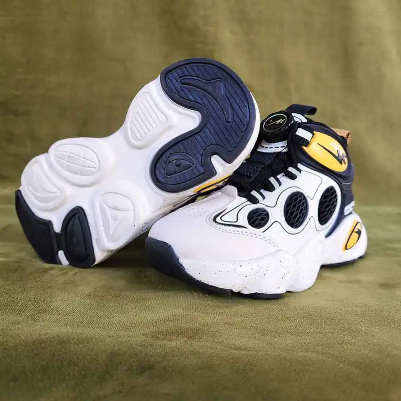 کفش بسکتبال بچگانه مدل WKQ-TreQ-YellQQQ-138002