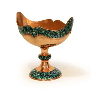 شکلات خوری پایه دار‏ فیروزه کوب‏  ‏‏رنگ ‏فیروزه ای‏ طرح ‏کشکول‏ مدل 1001200025
